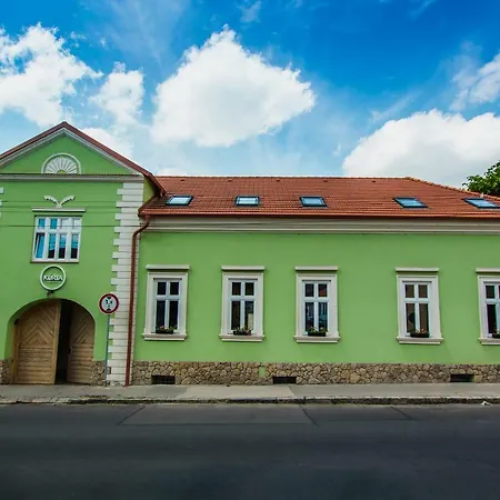 Kuria 3* Nové Mesto nad Váhom