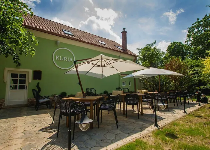 Kuria Penzion Nové Mesto nad Váhom